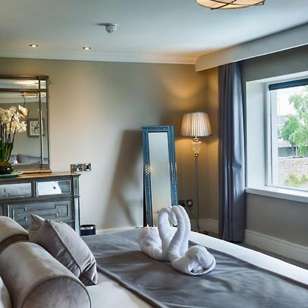 The Village Hotel, Bar And Restaurant Bettystown Exteriér fotografie