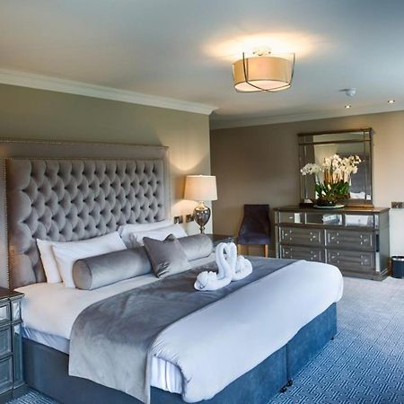 The Village Hotel, Bar And Restaurant Bettystown Exteriér fotografie