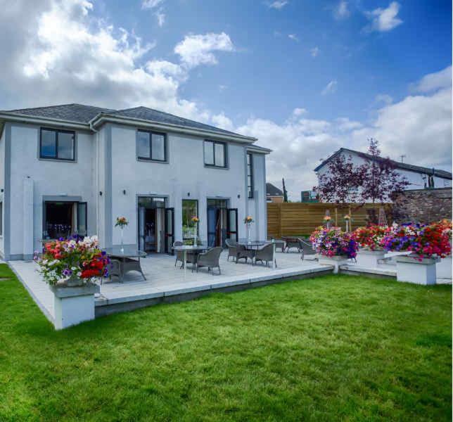 The Village Hotel, Bar And Restaurant Bettystown Exteriér fotografie