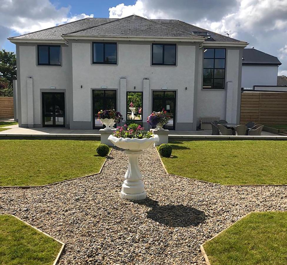 The Village Hotel, Bar And Restaurant Bettystown Exteriér fotografie